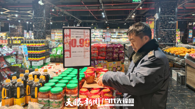 修文 開展節(jié)前市場(chǎng)安全檢查 嚴(yán)守食品安全底線——聚焦預(yù)包裝食品與散裝食品監(jiān)管